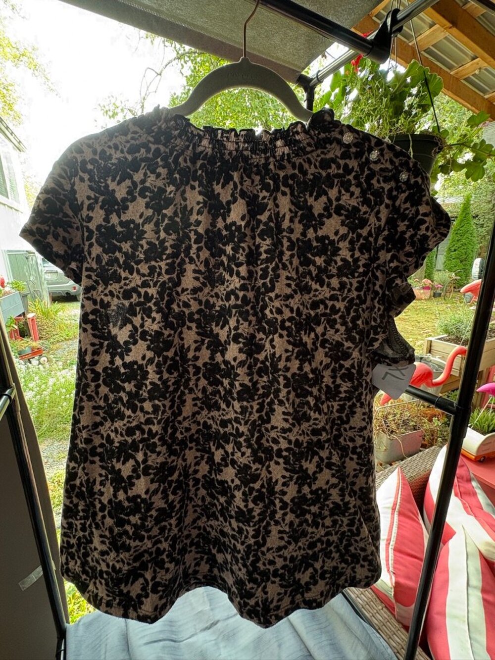 Adrienne Vittadini, Floral, Ruffle Neck, Short Sleeve Top – XL